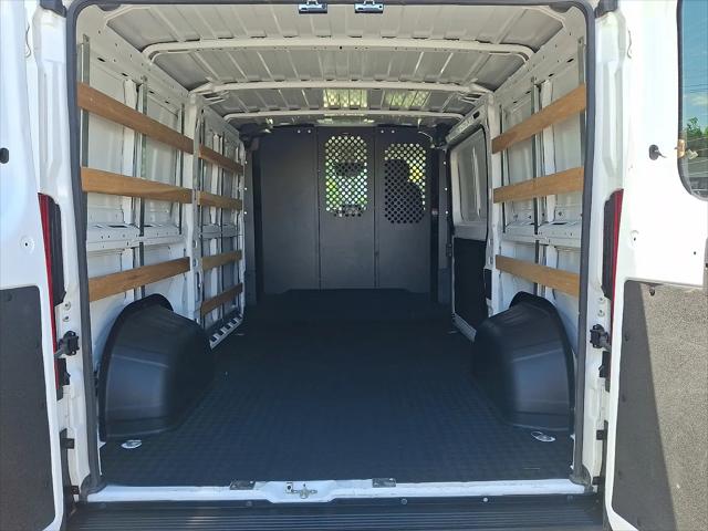2025 Ram ProMaster 2500 Cargo Van Tradesman Low Roof 136" WB w/Pass Seat