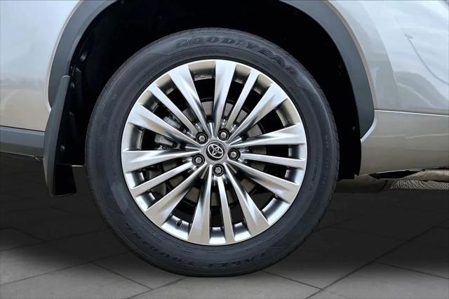 2026 Toyota Highlander Platinum