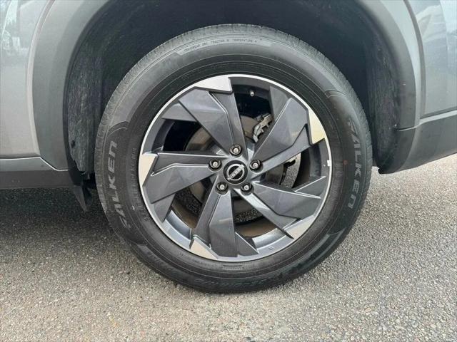 2025 Nissan Rogue SV FWD