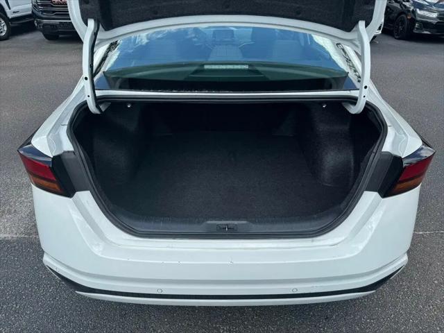 2025 Nissan Altima SV FWD