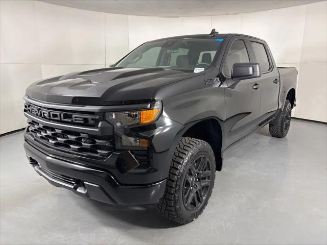 2026 Chevrolet Silverado 1500 4WD Crew Cab Short Bed Custom Trail Boss