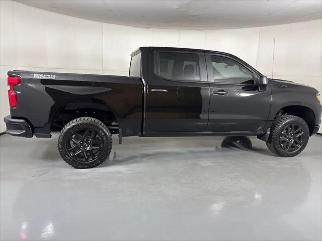 2026 Chevrolet Silverado 1500 4WD Crew Cab Short Bed Custom Trail Boss