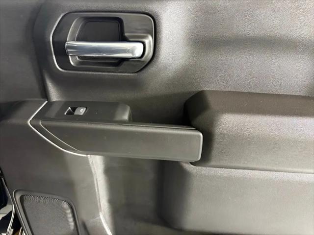 2026 Chevrolet Silverado 1500 4WD Crew Cab Short Bed Custom Trail Boss