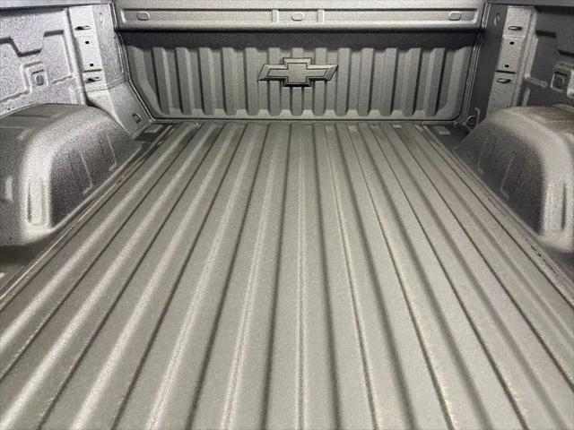 2026 Chevrolet Silverado 1500 4WD Crew Cab Short Bed Custom Trail Boss