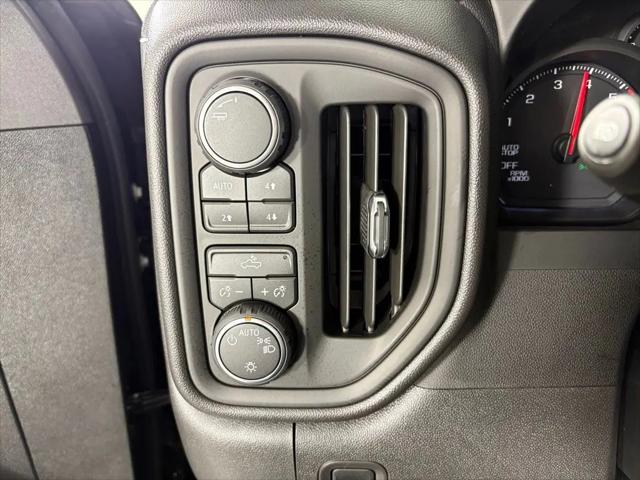 2026 Chevrolet Silverado 1500 4WD Crew Cab Short Bed Custom Trail Boss