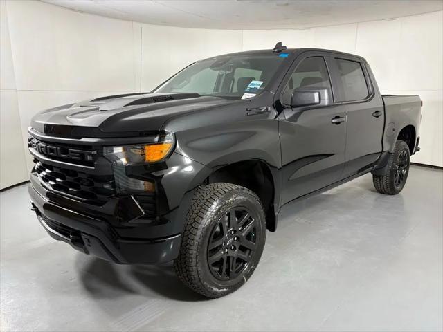 2026 Chevrolet Silverado 1500 4WD Crew Cab Short Bed Custom Trail Boss