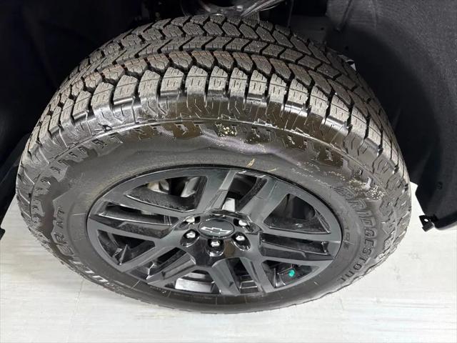 2026 Chevrolet Silverado 1500 4WD Crew Cab Short Bed Custom Trail Boss