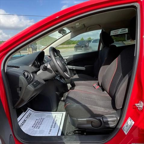 2012 Mazda Mazda2 Touring