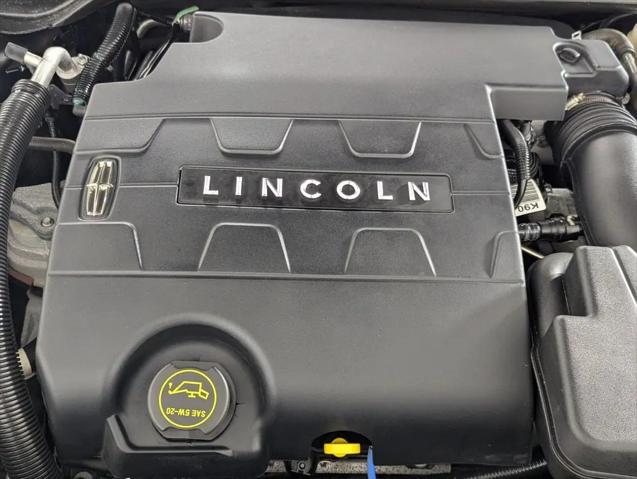 2014 Lincoln MKS Standard