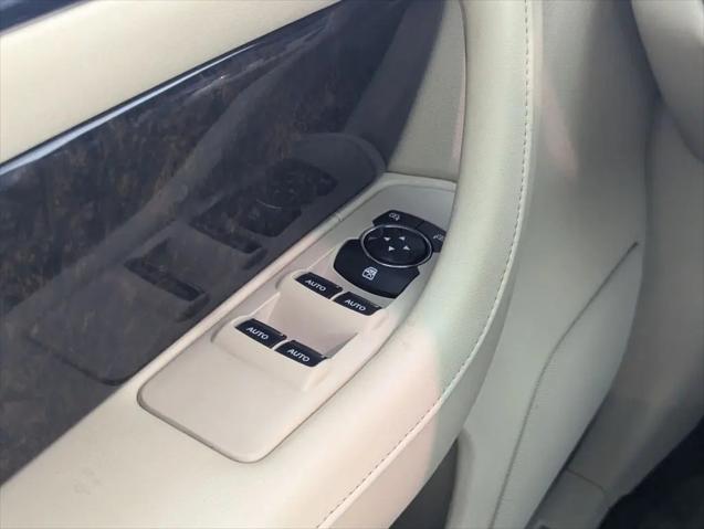 2014 Lincoln MKS Standard