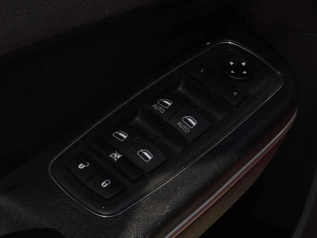 2020 Chrysler 300 Touring L