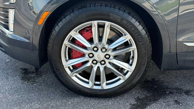 2023 Cadillac XT5 AWD Sport