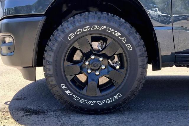 2026 Ram 1500 Warlock Crew Cab 4x4 5'7" Box