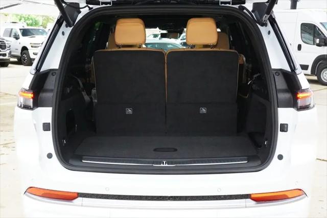 2026 Jeep Grand Cherokee L Summit 4x4