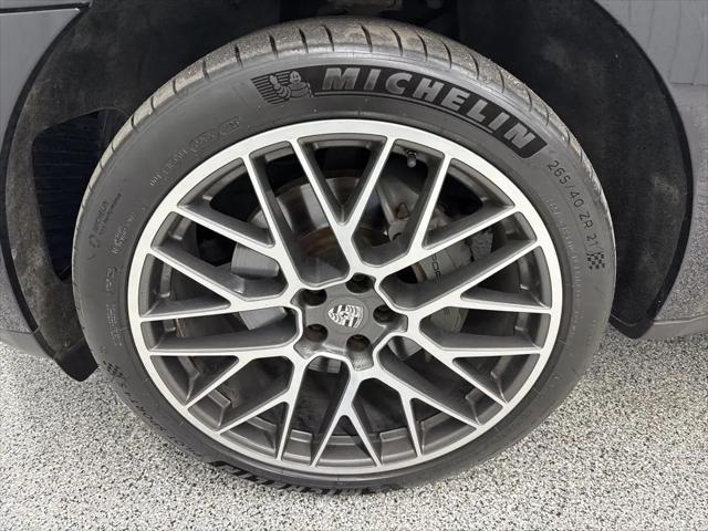 2019 Porsche Macan S