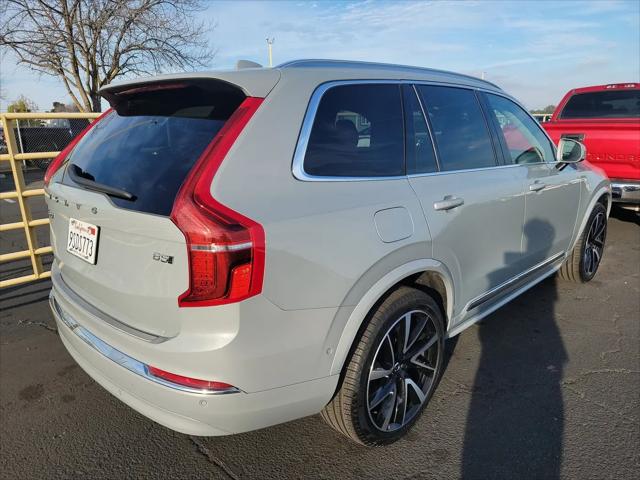 2025 Volvo XC90 B5 Plus