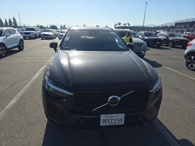 2025 Volvo XC60 B5 Plus