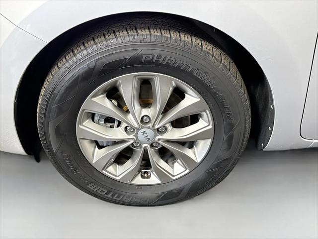 2019 Kia Sedona L