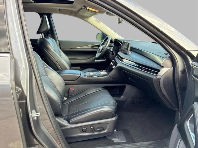 2023 INFINITI QX60 LUXE AWD