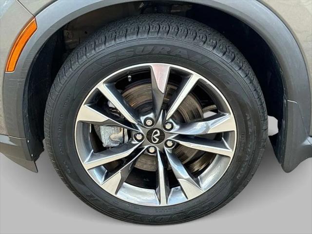 2023 INFINITI QX60 LUXE AWD