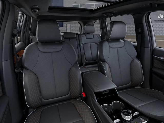 2026 Jeep Grand Cherokee Summit 4x4