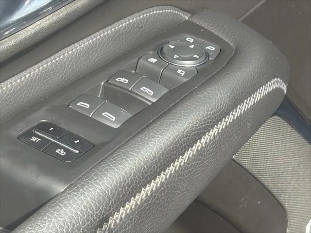 2021 GMC Yukon XL 4WD Denali