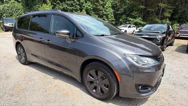 2019 Chrysler Pacifica Hybrid Limited