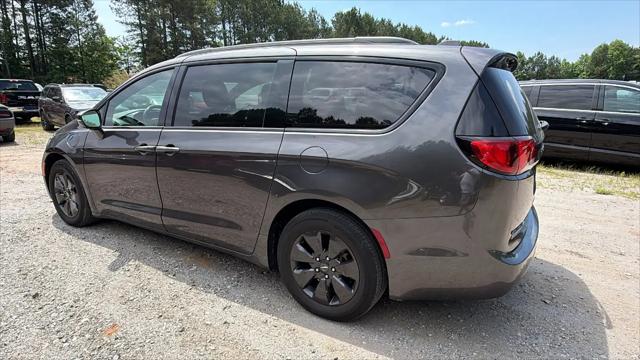 2019 Chrysler Pacifica Hybrid Limited