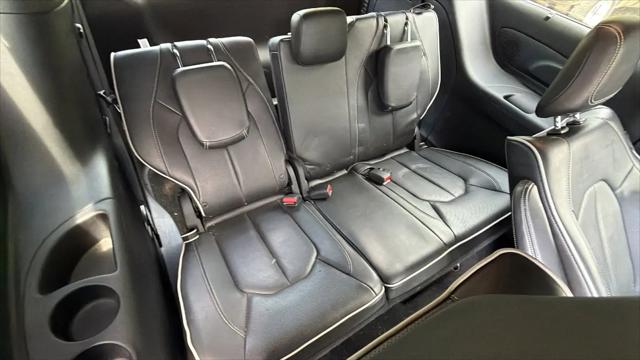 2019 Chrysler Pacifica Hybrid Limited