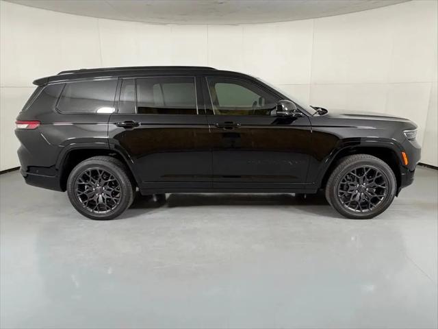 2025 Jeep Grand Cherokee L Summit Reserve 4x4