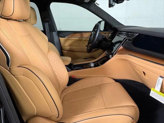 2025 Jeep Grand Cherokee L Summit Reserve 4x4
