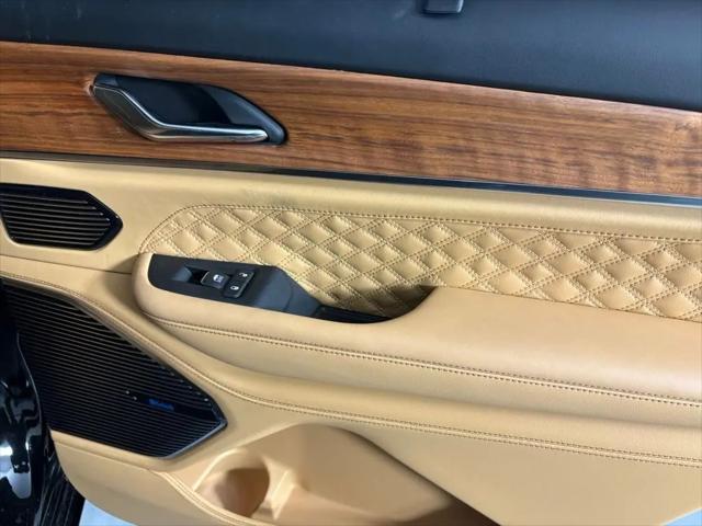 2025 Jeep Grand Cherokee L Summit Reserve 4x4