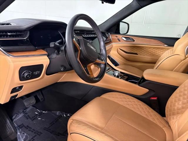 2025 Jeep Grand Cherokee L Summit Reserve 4x4