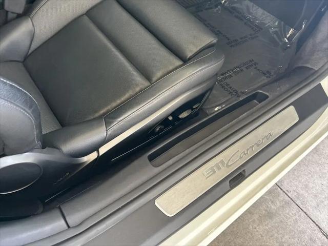 2020 Porsche 911 Carrera