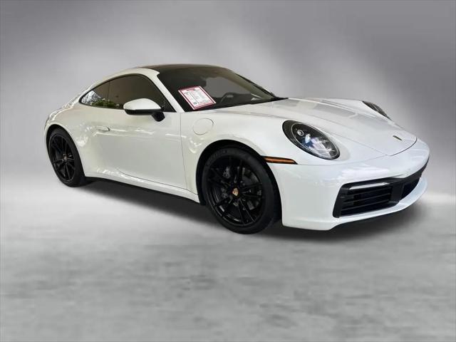 2020 Porsche 911 Carrera