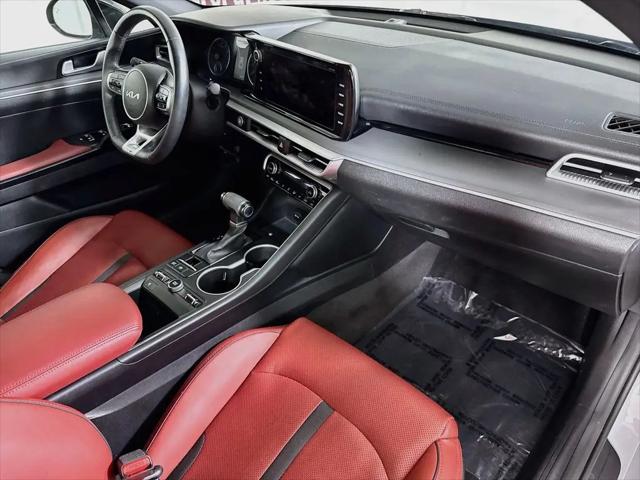 2022 Kia K5 GT-Line