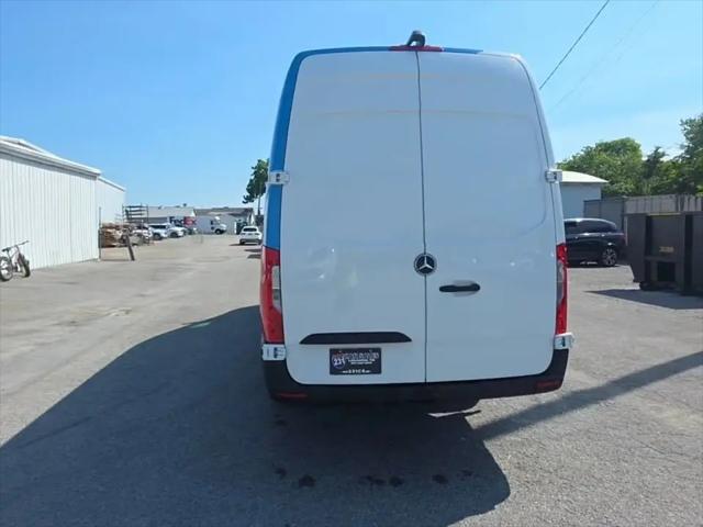 2023 Mercedes-Benz Sprinter 2500 High Roof 4-Cyl Diesel HO