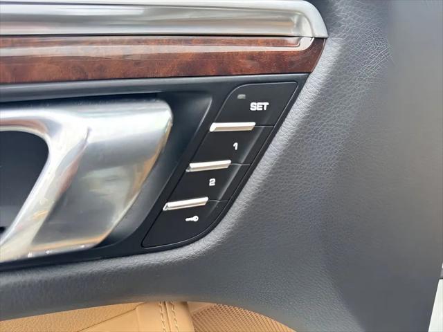 2017 Porsche Macan Turbo