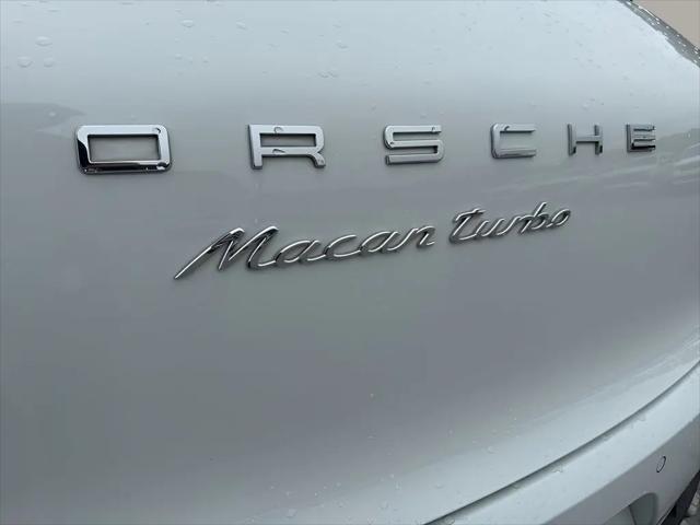 2017 Porsche Macan Turbo