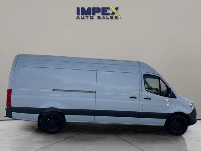2025 Mercedes-Benz Sprinter 2500 High Roof 4-Cyl Diesel