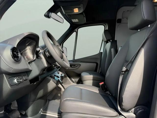 2025 Mercedes-Benz Sprinter 2500 High Roof 4-Cyl Diesel