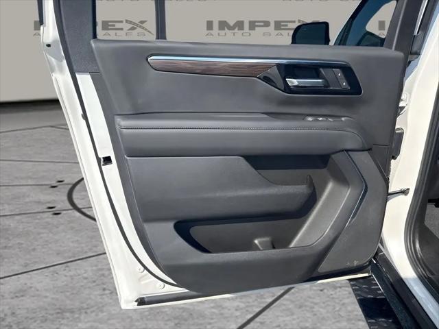 2025 Chevrolet Suburban 4WD Z71