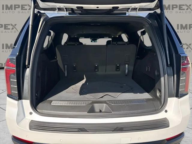 2025 Chevrolet Suburban 4WD Z71