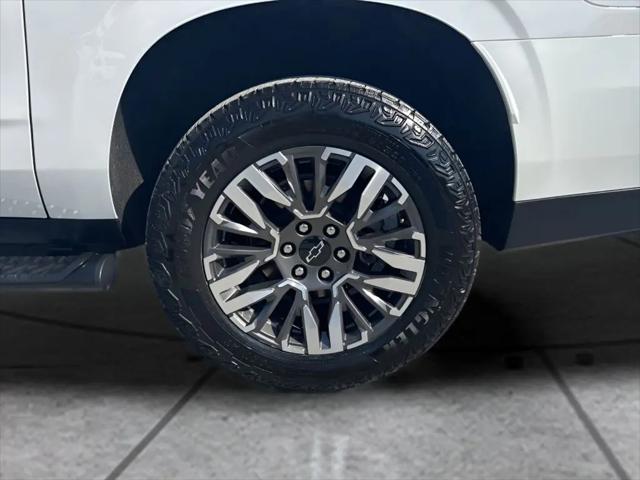 2025 Chevrolet Suburban 4WD Z71