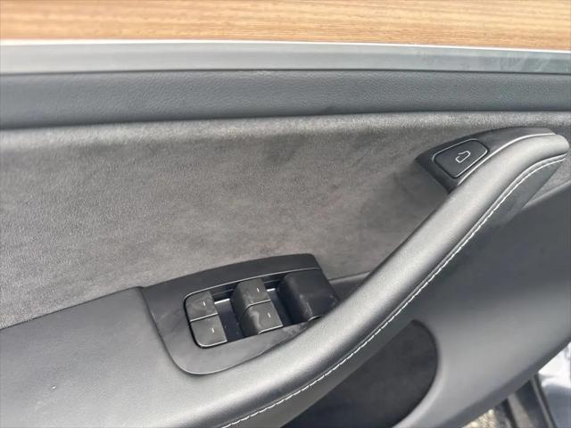 2024 Tesla Model Y Long Range Single Motor Rear-Wheel Drive