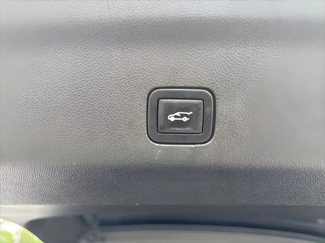 2021 GMC Yukon 4WD Denali