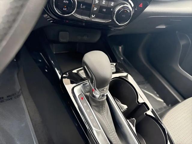 2024 Chevrolet Trax FWD LT