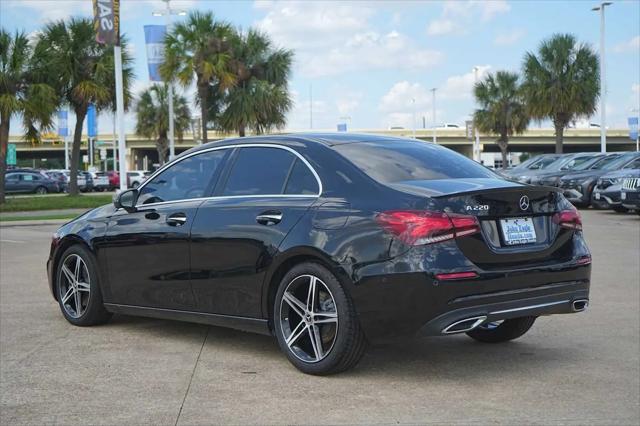 2021 Mercedes-Benz A 220 A 220