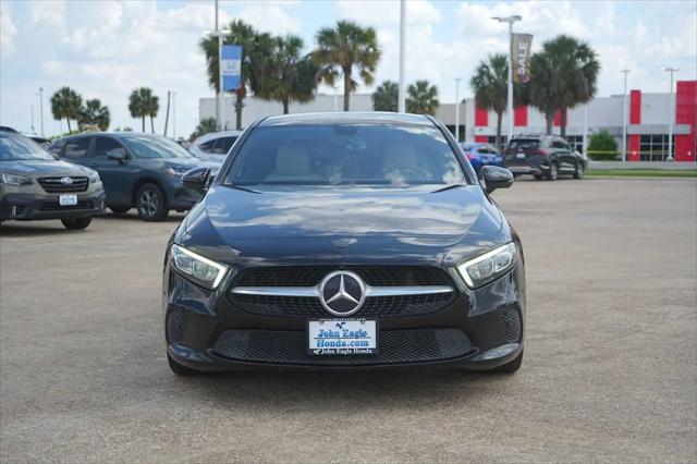 2021 Mercedes-Benz A 220 A 220