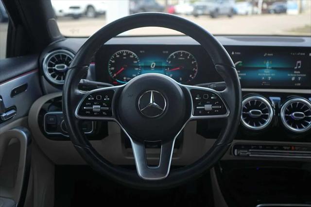 2021 Mercedes-Benz A 220 A 220